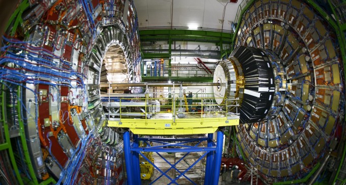 CERN’de Neler Oluyor – Sınırları Aşmak