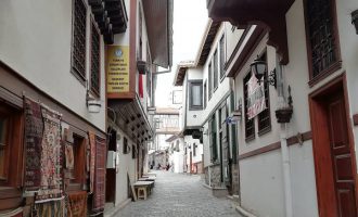 Ankara Sokaklarından
