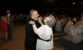 Anneme… Saygıyla…
