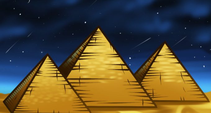 Yıldönümü hediyesi: Piramit mezar